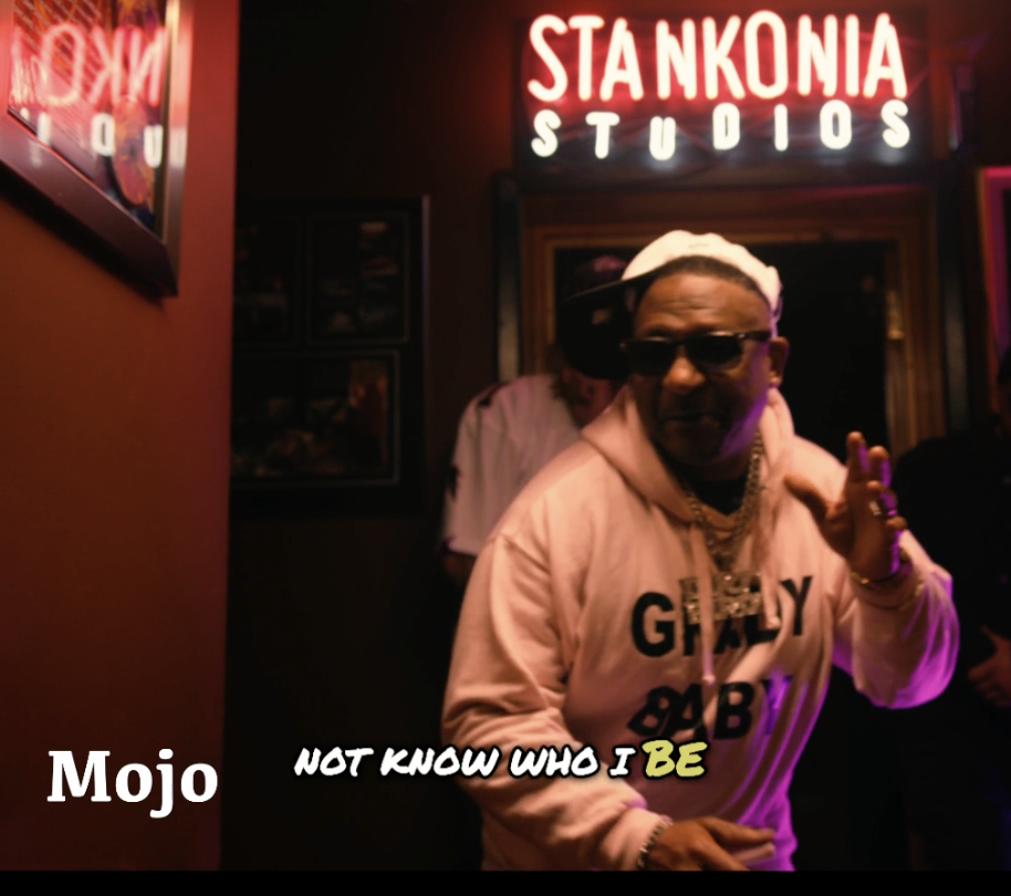 Mojo Verse on Old Atlanta 85 Remix! The 85 Remix of Old Atlanta is part of the Bo Legs Soundtrack, and Old Atlanta MEGAMIX featuring over 35 Atlanta Artists. See more at https://wmd.ffm.to/swatsnation 🔥