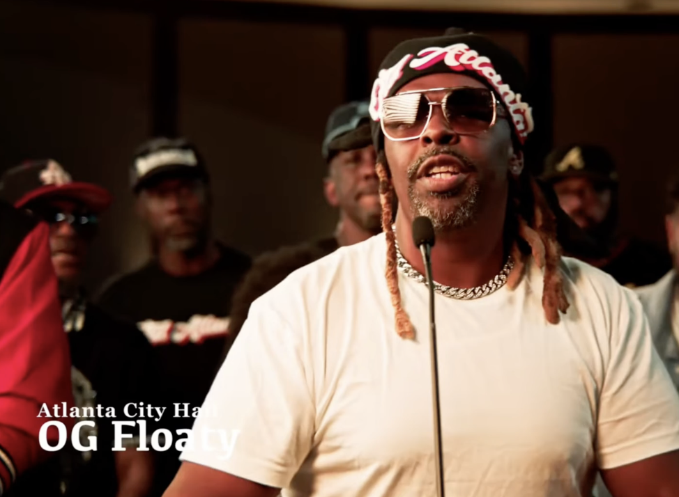 OG King Floaty (Attic Crew) Verse Old Atlanta 770 Remix! @ogkingfloaty Leave 112 and a ni$$¹a see the sun When it's sundress weather we be pullin' out the cars Maddox, Mosley you know we at the park... 770 REMIX FEATURING: @bigrubeatl @sweetzatlog @ogkingfloaty @404chucq #oldatlanta #atlanta #atl #bolegs #bolegsatl #swats #swatsnation #swatsmusic