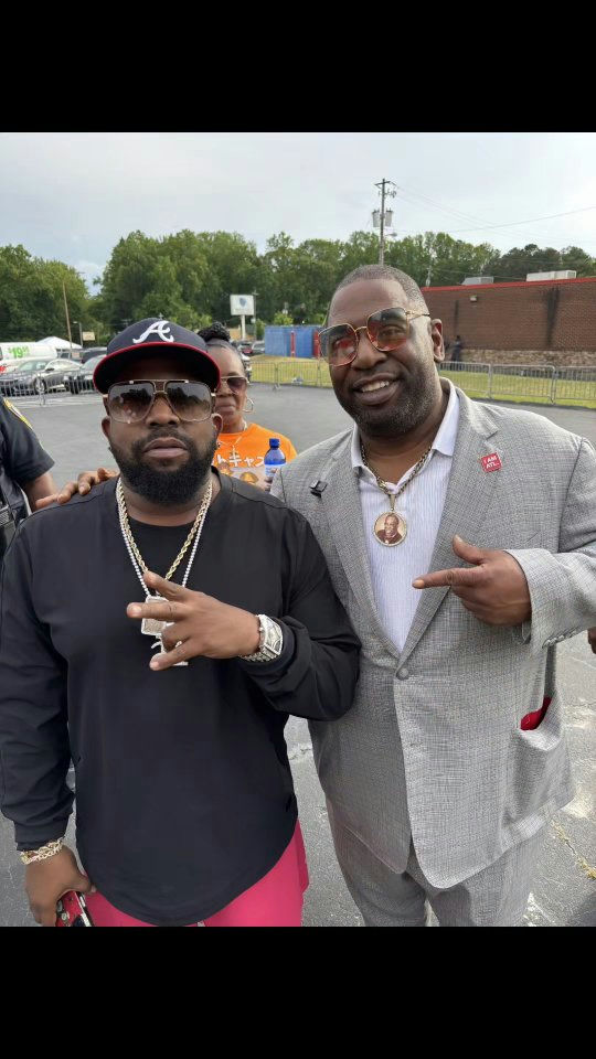 OutKast has made history by being inducted into the Rock & Roll Hall of Fame, a triumph celebrated by the entire hip-hop community. This achievement not only honors André 3000 and Big Boi but also acknowledges those who have influenced Atlanta’s rich music scene. Saluting all collaborators, including Dungeon Family and Organized Noize, for their unforgettable contributions. This moment solidifies OutKast's place in music history! Media Credit: Marvin Arrington Jr